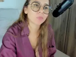 Amateur Adult Video Chat of isa_loves_cum