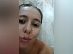 Amateur Adult Webcams of isa_loves_cum