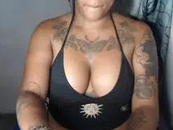 Amateur Live Sex Cam of lovetattoo