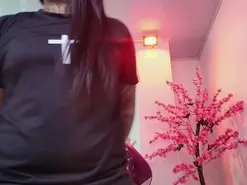 Amateur Nude Webcam of Black_roseee