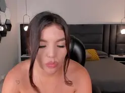 Amateur Nude Webcam of ValeriaRoldan