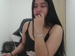 Amateur Sex Chat of Aisha_so