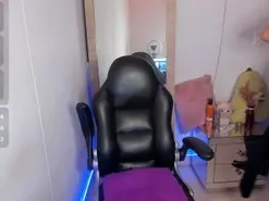 Amateur Sex Cam of hellen_pretty