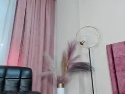 Amateur Nude Webcam of SeleneLujan