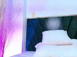 Amateur Live Sex Cam of SeleneLujan