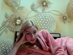 Amateur Sex Cam of Yourrealgirl