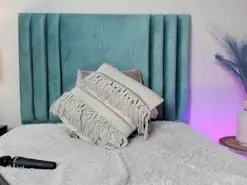 Amateur Nude Webcam of MiaHertz