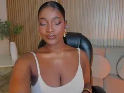 Amateur Adult Webcams of SavannahStorm