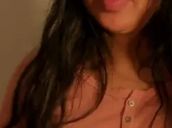 Amateur Adult Webcams of Petitgirl_