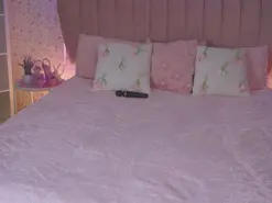 Amateur Live Sex Cam of KristiiMax