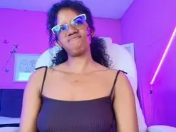 Amateur Nude Webcam of Ellie_Alves