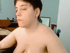 Amateur Live Sex Cam of almondonwheels