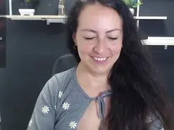 Amateur Nude Webcam of Lauryn_Jones