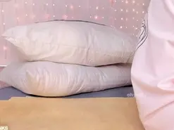 Amateur Sex Chat of ohyesly_