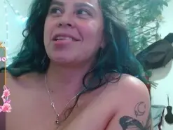 Amateur Free Porn Cam of elektra_32