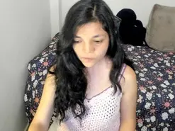 Amateur Live Sex Cam of soylucy24