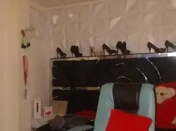 Amateur Watch Live Sex Cams of red_moon_1