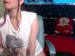 Amateur Nude Webcam of red_moon_1