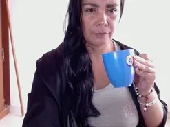 Amateur Free Porn Cam of Vivianmilfpaint