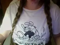 Amateur Nude Webcam of HellouKitty