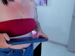 .squirt milf cams
