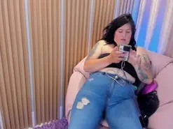 Amateur Nude Webcam of KatrinaEvans