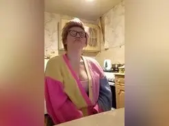 Amateur Nude Webcam of Ariellakissy