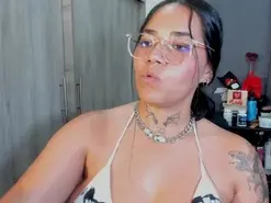 Amateur Live Porn of mabelydani