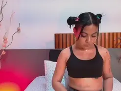 Amateur Watch Live Sex Cams of RavenAsh