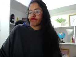 Amateur Live Sex Cam of chantal_adams0