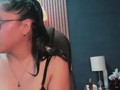 Amateur Watch Live Sex Cams of chantal_adams0
