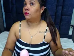 Amateur Free Porn Cam of zamarahotcf