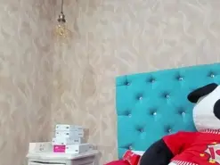 Amateur Live Sex Cam of MadelineDoll