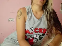 Amateur Live Sex Cam of anto_fox