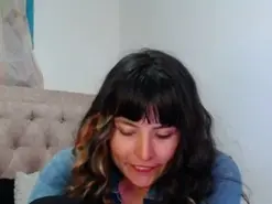 Amateur Adult Webcams of AlexandraSaenz