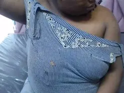 Amateur Nude Webcam of morenahottt