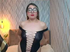 Amateur Live Sex Cam of ChelsyPeters