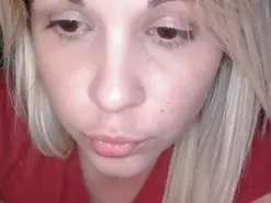 Amateur Sex Chat of Hottye