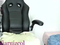 Amateur Nude Webcam of luci_deepthroat