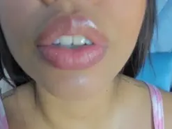 Amateur Live Porn of Lucy_asm