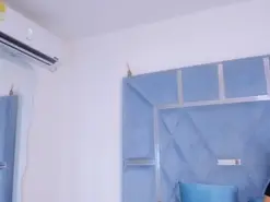 Amateur Nude Webcam of Lucy_asm