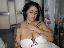 Amateur Sex Cam of chelaqueen_