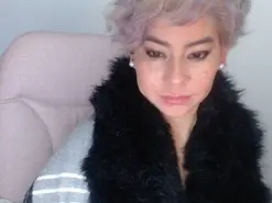 Amateur Free Live Porn of Cyndi_rockefell