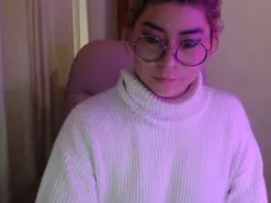 Amateur Adult Webcam of Cyndi_rockefell