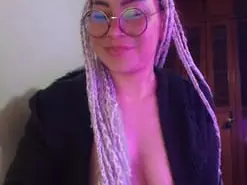 Amateur Best live sex cam show of Cyndi_rockefell