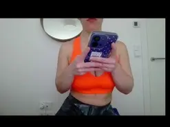 Amateur Adult Webcams of Lionnebrunnette