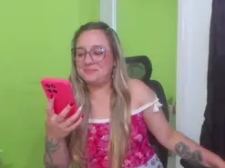 Amateur Private Sex Chat of Dalila222