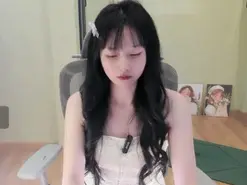 Amateur Watch Live Sex Cams of nery_asian