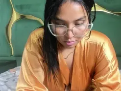 Amateur Adult Webcams of LunaRoosee