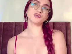 Amateur Live Sex of AndraCyrus